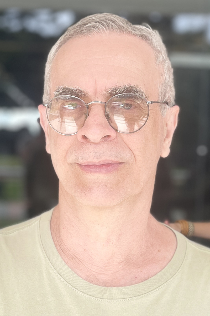 Cláudio R. Martini na Bienal de Quadrinhos de Curitiba 2025