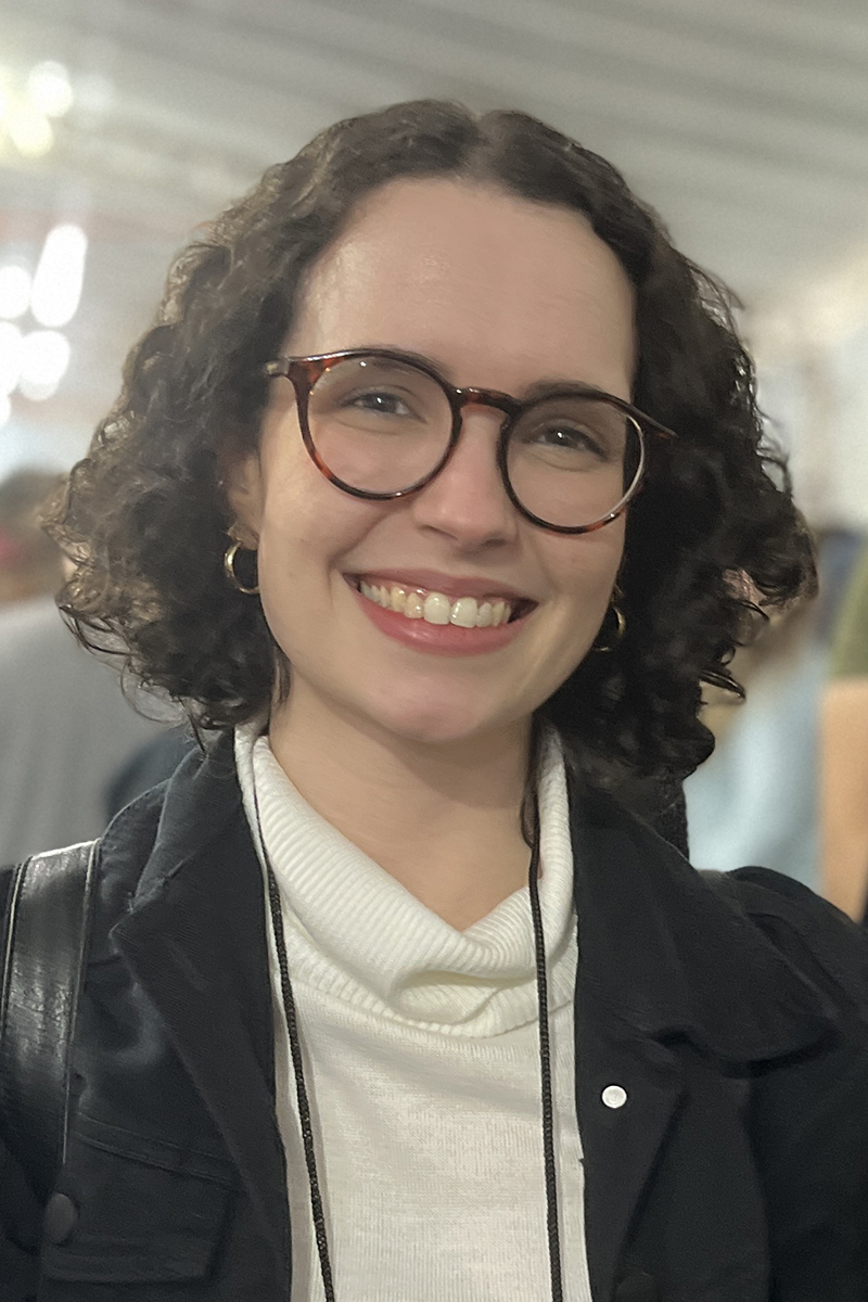 Mariana Viana na Bienal de Quadrinhos de Curitiba 2023